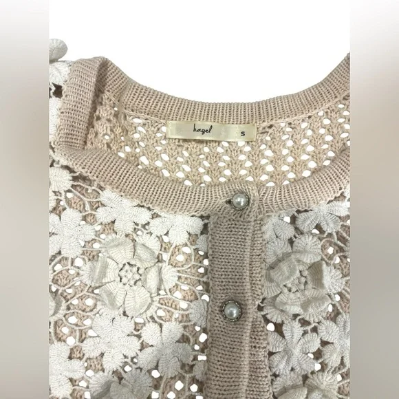 Vintage Hazel Cream Floral Crochet Cardigan Sweater Coquette Boho Grandma SMALL - Picture 3 of 7